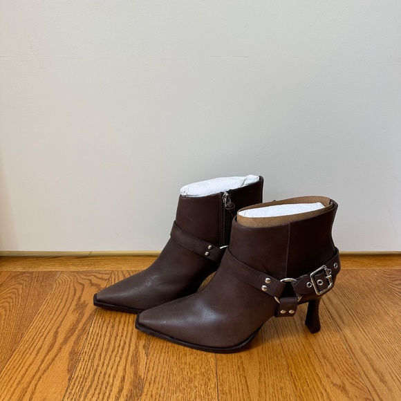 Reformation Silvia Ankle Boot - Picture 3 of 6